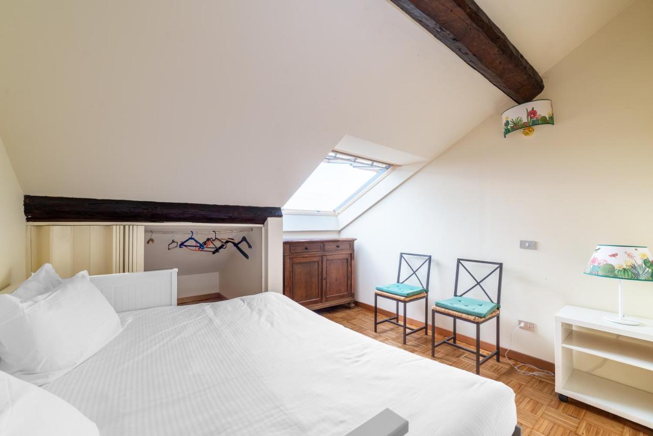 Brera - Sella Charme Apartment Castle View Milan Luaran gambar